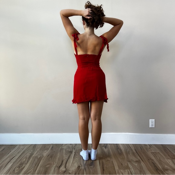 Reformation Christine Dress | Lipstick🎉SALE🎀 NEW - Picture 7 of 14